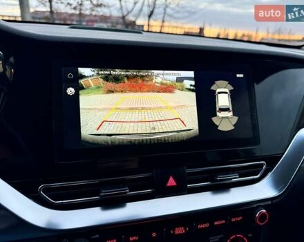 Синій Кіа Niro, об'ємом двигуна 0 л та пробігом 84 тис. км за 19450 $, фото 68 на Automoto.ua