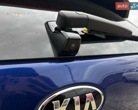 Синий Киа Niro, объемом двигателя 0 л и пробегом 60 тыс. км за 21999 $, фото 13 на Automoto.ua
