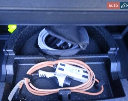 Синий Киа Niro, объемом двигателя 0 л и пробегом 101 тыс. км за 20950 $, фото 52 на Automoto.ua