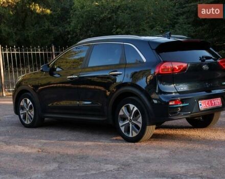 Синий Киа Niro, объемом двигателя 0 л и пробегом 125 тыс. км за 18950 $, фото 19 на Automoto.ua