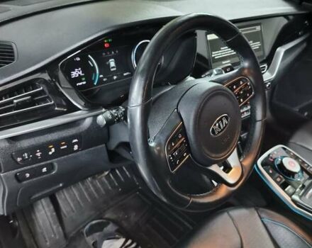 Синий Киа Niro, объемом двигателя 0 л и пробегом 96 тыс. км за 21500 $, фото 6 на Automoto.ua