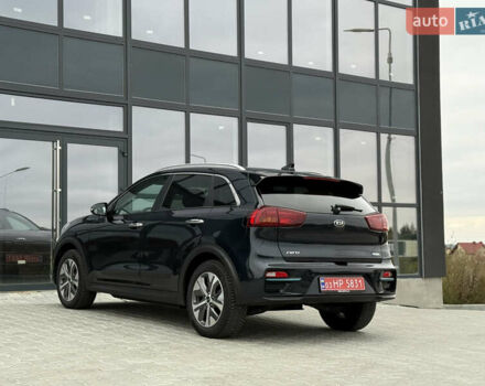 Синій Кіа Niro, об'ємом двигуна 0 л та пробігом 124 тис. км за 19950 $, фото 25 на Automoto.ua