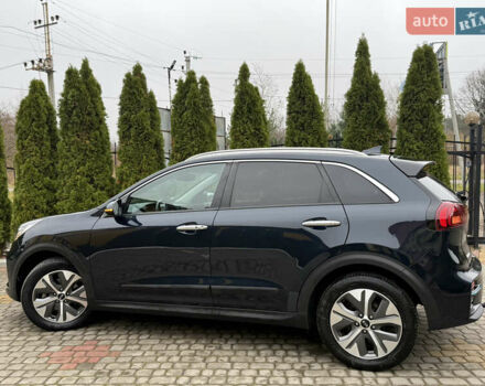 Синій Кіа Niro, об'ємом двигуна 0 л та пробігом 87 тис. км за 19555 $, фото 14 на Automoto.ua