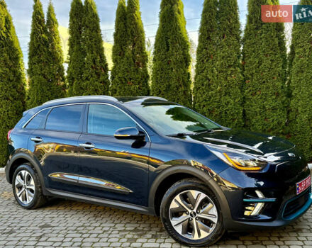 Синій Кіа Niro, об'ємом двигуна 0 л та пробігом 82 тис. км за 19999 $, фото 8 на Automoto.ua