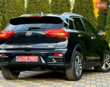 Синій Кіа Niro, об'ємом двигуна 0 л та пробігом 69 тис. км за 19999 $, фото 6 на Automoto.ua