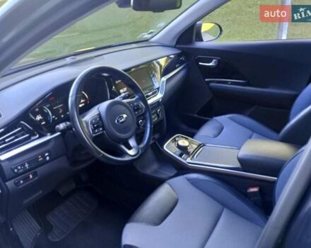 Синий Киа Niro, объемом двигателя 0 л и пробегом 101 тыс. км за 20950 $, фото 36 на Automoto.ua