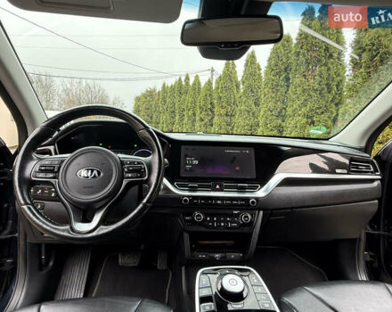 Синій Кіа Niro, об'ємом двигуна 0 л та пробігом 87 тис. км за 18999 $, фото 29 на Automoto.ua