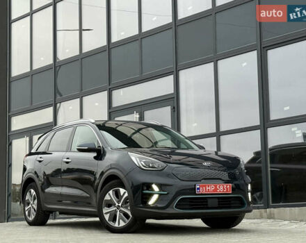 Синій Кіа Niro, об'ємом двигуна 0 л та пробігом 124 тис. км за 19950 $, фото 9 на Automoto.ua