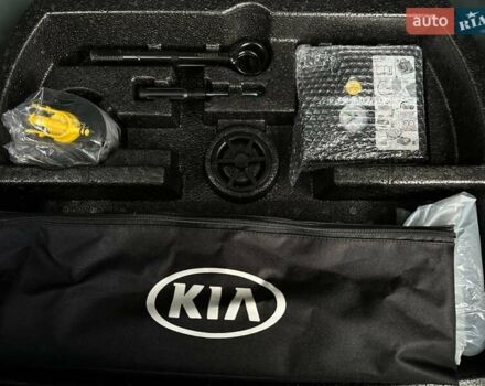 Синій Кіа Niro, об'ємом двигуна 0 л та пробігом 62 тис. км за 24600 $, фото 82 на Automoto.ua