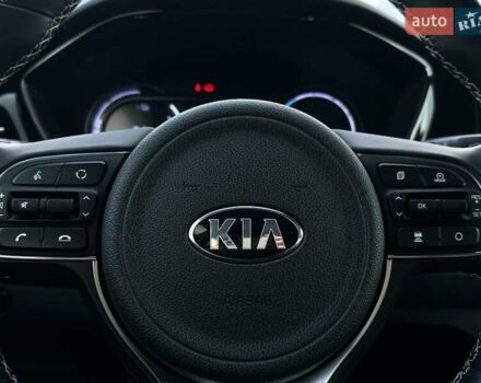 Синій Кіа Niro, об'ємом двигуна 0 л та пробігом 62 тис. км за 24600 $, фото 50 на Automoto.ua