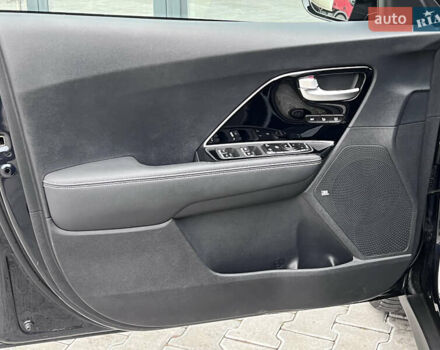 Синій Кіа Niro, об'ємом двигуна 0 л та пробігом 112 тис. км за 20800 $, фото 38 на Automoto.ua