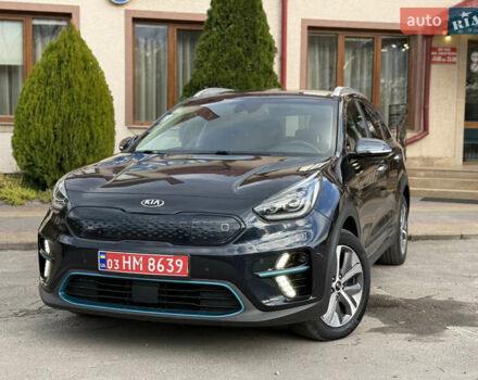 Синій Кіа Niro, об'ємом двигуна 0 л та пробігом 136 тис. км за 19350 $, фото 4 на Automoto.ua