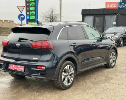 Синій Кіа Niro, об'ємом двигуна 0 л та пробігом 67 тис. км за 19000 $, фото 12 на Automoto.ua