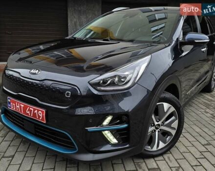 Синій Кіа Niro, об'ємом двигуна 0 л та пробігом 129 тис. км за 18999 $, фото 14 на Automoto.ua