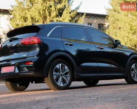 Синий Киа Niro, объемом двигателя 0 л и пробегом 125 тыс. км за 18950 $, фото 21 на Automoto.ua
