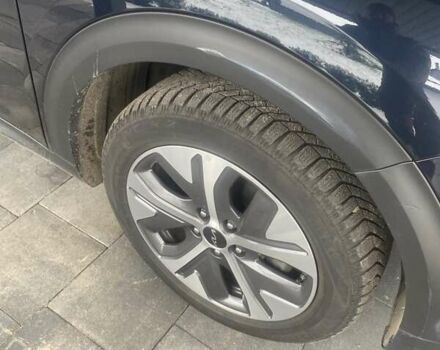 Синій Кіа Niro, об'ємом двигуна 0 л та пробігом 99 тис. км за 19000 $, фото 14 на Automoto.ua