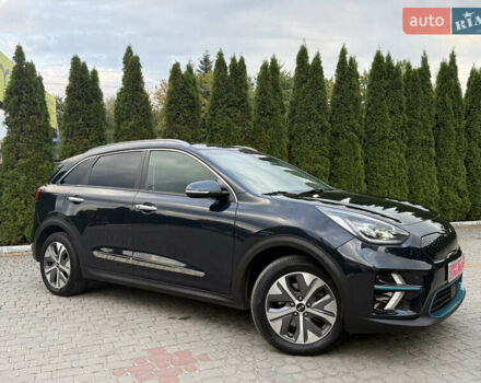 Синий Киа Niro, объемом двигателя 0 л и пробегом 88 тыс. км за 20999 $, фото 10 на Automoto.ua