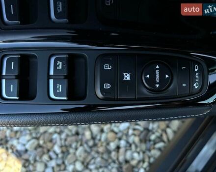 Синий Киа Niro, объемом двигателя 0 л и пробегом 45 тыс. км за 23700 $, фото 39 на Automoto.ua