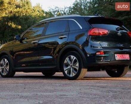 Синий Киа Niro, объемом двигателя 0 л и пробегом 125 тыс. км за 18950 $, фото 18 на Automoto.ua