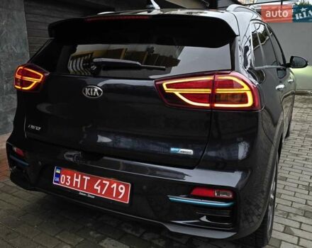 Синій Кіа Niro, об'ємом двигуна 0 л та пробігом 129 тис. км за 18999 $, фото 7 на Automoto.ua