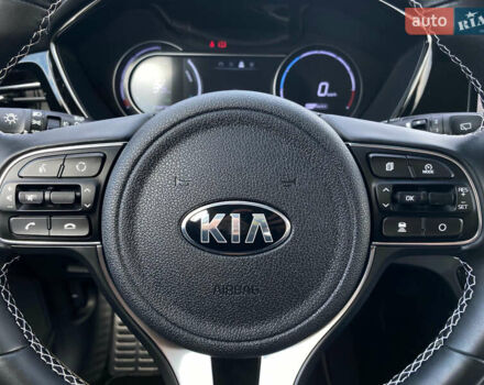 Синий Киа Niro, объемом двигателя 0 л и пробегом 24 тыс. км за 24600 $, фото 54 на Automoto.ua