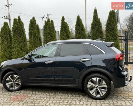 Синій Кіа Niro, об'ємом двигуна 0 л та пробігом 87 тис. км за 19555 $, фото 13 на Automoto.ua