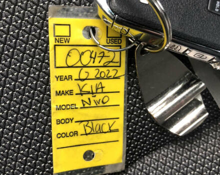 Синій Кіа Niro, об'ємом двигуна 0 л та пробігом 85 тис. км за 21850 $, фото 72 на Automoto.ua