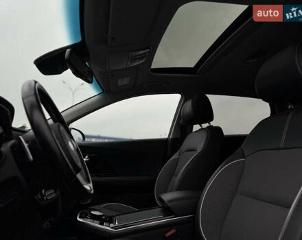Синий Киа Niro, объемом двигателя 0 л и пробегом 147 тыс. км за 19500 $, фото 30 на Automoto.ua