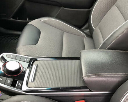 Синій Кіа Niro, об'ємом двигуна 0 л та пробігом 85 тис. км за 21850 $, фото 21 на Automoto.ua