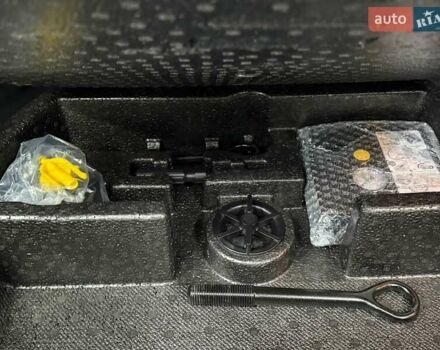 Синий Киа Niro, объемом двигателя 0 л и пробегом 130 тыс. км за 19037 $, фото 34 на Automoto.ua