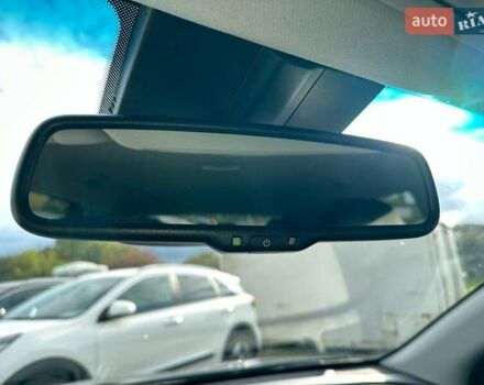 Синий Киа Niro, объемом двигателя 0 л и пробегом 75 тыс. км за 23200 $, фото 12 на Automoto.ua