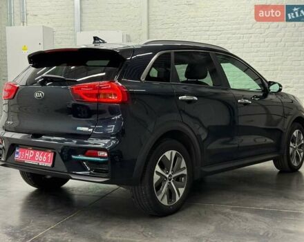 Синий Киа Niro, объемом двигателя 0 л и пробегом 130 тыс. км за 19037 $, фото 3 на Automoto.ua