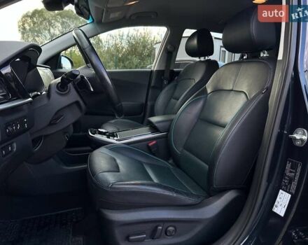 Синий Киа Niro, объемом двигателя 0 л и пробегом 75 тыс. км за 23200 $, фото 2 на Automoto.ua