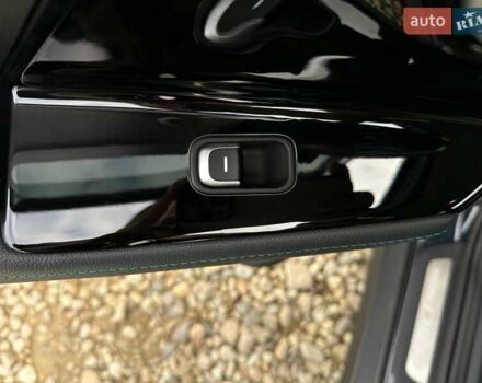 Синий Киа Niro, объемом двигателя 0 л и пробегом 75 тыс. км за 23200 $, фото 72 на Automoto.ua