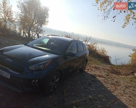 Синий Киа Niro, объемом двигателя 1.58 л и пробегом 98 тыс. км за 21500 $, фото 3 на Automoto.ua