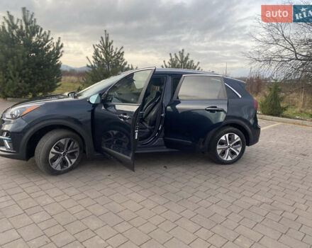 Синій Кіа Niro, об'ємом двигуна 0 л та пробігом 164 тис. км за 20600 $, фото 18 на Automoto.ua