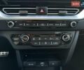 Синий Киа Niro, объемом двигателя 0 л и пробегом 75 тыс. км за 23200 $, фото 51 на Automoto.ua