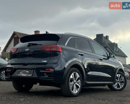 Синий Киа Niro, объемом двигателя 0 л и пробегом 77 тыс. км за 21606 $, фото 7 на Automoto.ua