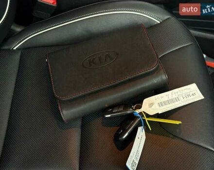 Синий Киа Niro, объемом двигателя 0 л и пробегом 130 тыс. км за 19037 $, фото 25 на Automoto.ua