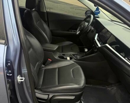 Синий Киа Niro, объемом двигателя 1.6 л и пробегом 16 тыс. км за 8100 $, фото 6 на Automoto.ua