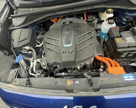 Синій Кіа Niro, об'ємом двигуна 0 л та пробігом 47 тис. км за 24400 $, фото 12 на Automoto.ua