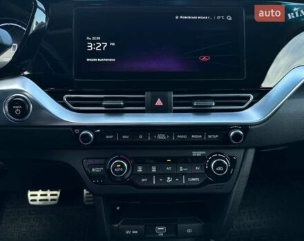 Синий Киа Niro, объемом двигателя 0 л и пробегом 53 тыс. км за 24900 $, фото 64 на Automoto.ua