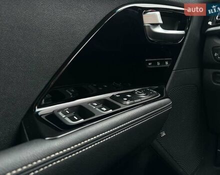Синій Кіа Niro, об'ємом двигуна 0 л та пробігом 65 тис. км за 23200 $, фото 44 на Automoto.ua