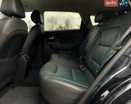 Синій Кіа Niro, об'ємом двигуна 0 л та пробігом 71 тис. км за 24900 $, фото 80 на Automoto.ua