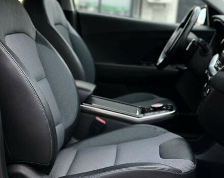 Синій Кіа Niro, об'ємом двигуна 0 л та пробігом 44 тис. км за 22700 $, фото 52 на Automoto.ua