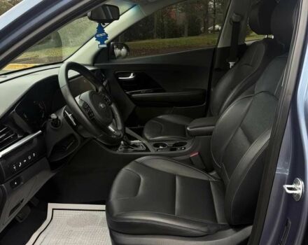Синий Киа Niro, объемом двигателя 1.6 л и пробегом 16 тыс. км за 8100 $, фото 7 на Automoto.ua