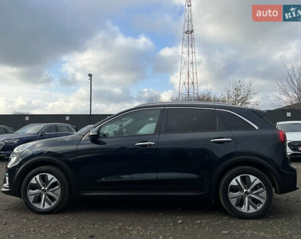 Синий Киа Niro, объемом двигателя 0 л и пробегом 77 тыс. км за 21606 $, фото 4 на Automoto.ua