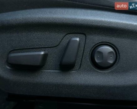 Синий Киа Niro, объемом двигателя 0 л и пробегом 53 тыс. км за 24900 $, фото 42 на Automoto.ua