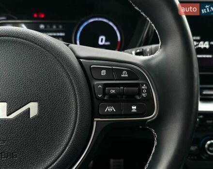 Синій Кіа Niro, об'ємом двигуна 0 л та пробігом 65 тис. км за 23200 $, фото 51 на Automoto.ua
