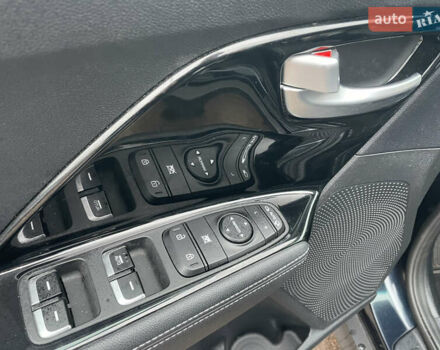 Синий Киа Niro, объемом двигателя 0 л и пробегом 95 тыс. км за 17900 $, фото 21 на Automoto.ua